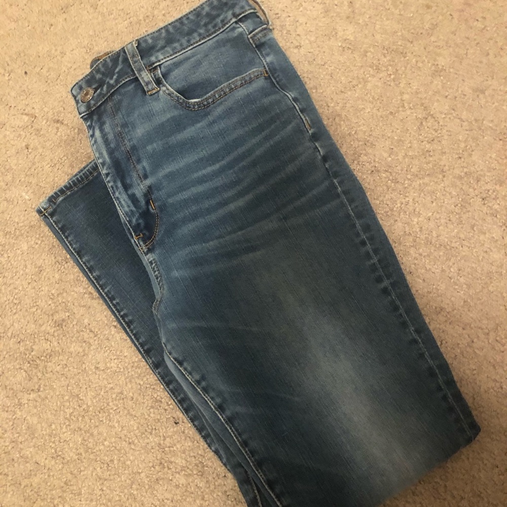 American Eagle High Rise Jeans